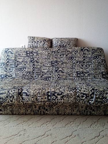 Продам диван б/У.  190/140 см.