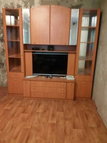 Продам стенку диван и кресло