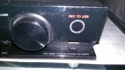 Домашний кинотеатр Sony DVD DAV-DZ610