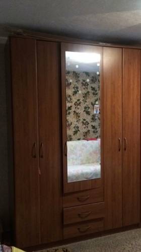 Продам корпусную мебель для одежды