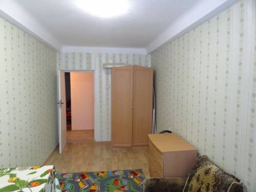 Сдам комнату по улице Крымских Партизан дом возле жека 10000 рублей