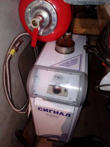 Газовый отопительный котел “Сигнал“ 