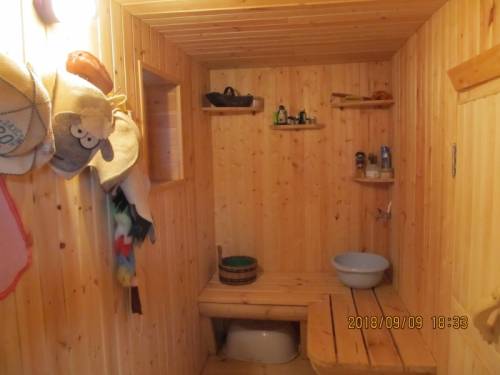 Сдаю комнаты в частном доме