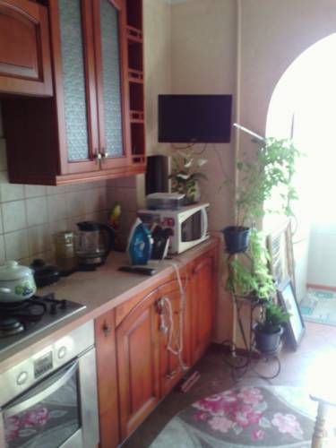 Сдам комнату 14 кв. м. в 2-ух комн. квартире.