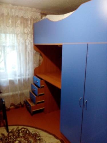 Продам кровать чердак.