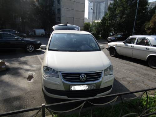  › Модель ­ Volkswagen Touran