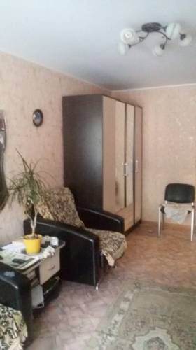 продам 2ком.кв в центре энгельса