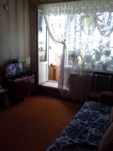 Продам квартиру двухкомнатную
