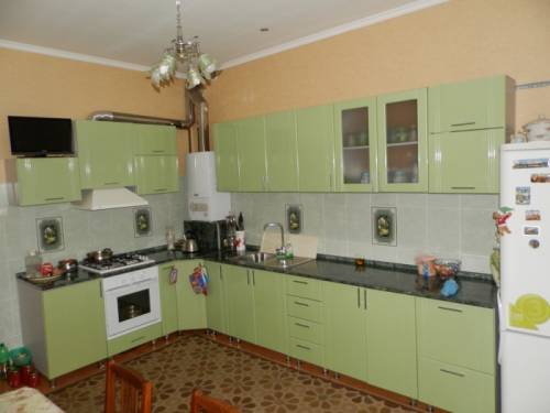 продаю кирпичный дом