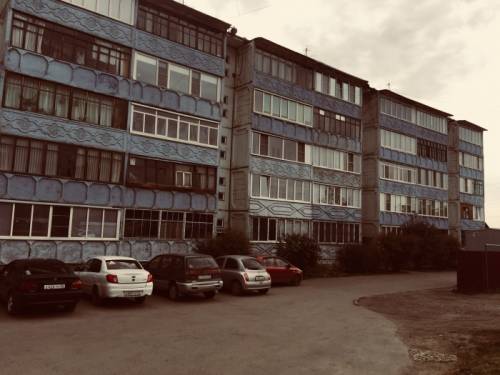 Продаю трехкомнатную квартиру 