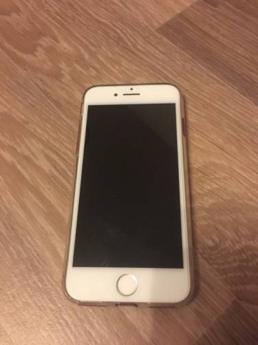 Продам Iphone 7 RED на 128Gb