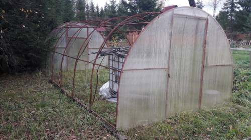 Теплица под поликарбонат