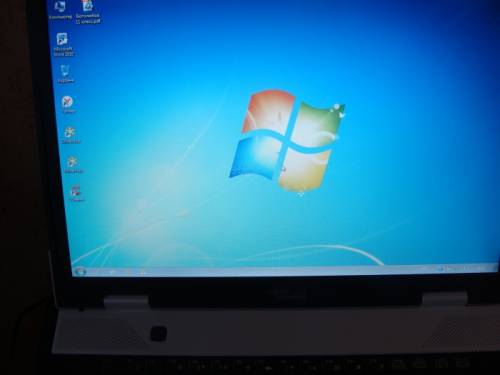 Ноутбук Fujitsu-Siemens esprimo Mobile V6505 
