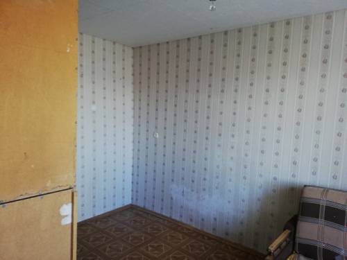 Сдам комнату 12кв.м , не дорого . Пушкарёва 60 , в общежитие 