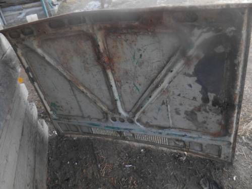 капот.у ваз 2102
