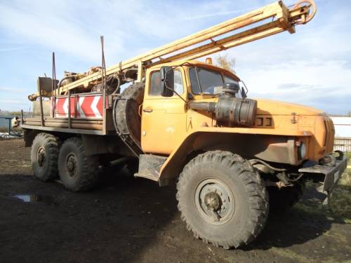 Буровая УРБ-2А2 на шасси Урал-4320