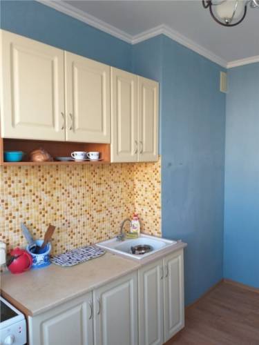 Продаю 2к.кв. с ремонтом и мебелью рядом с парком