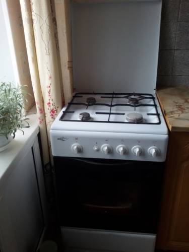 Продаётся газовая плита.