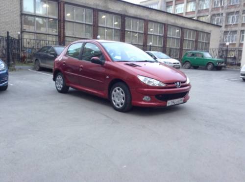  › Модель ­ Peugeot 206