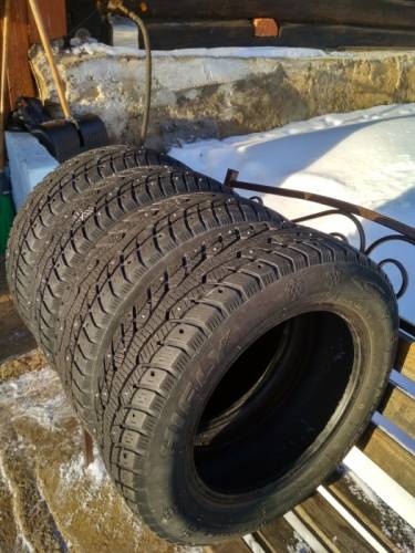 Продам б/у шины зимние шипованные “Hifly Win-Turi“ 175/65 R14.