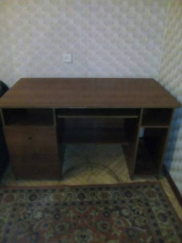 Стол письменный компьютерный