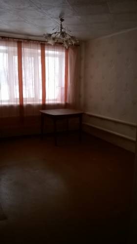 продам двух комнатную квартиру.