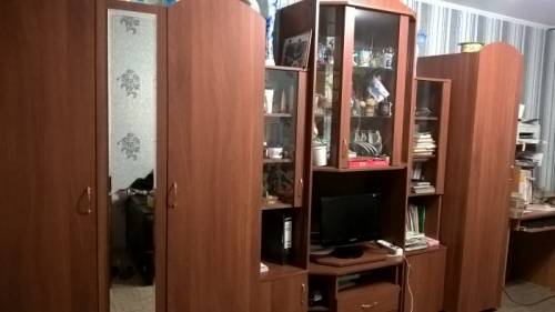 Продам мебельную стенку