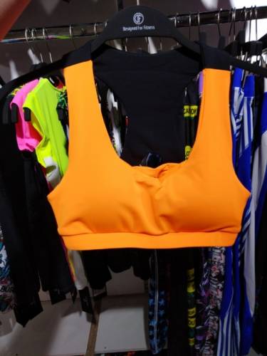 Продаю топ Basic Orange