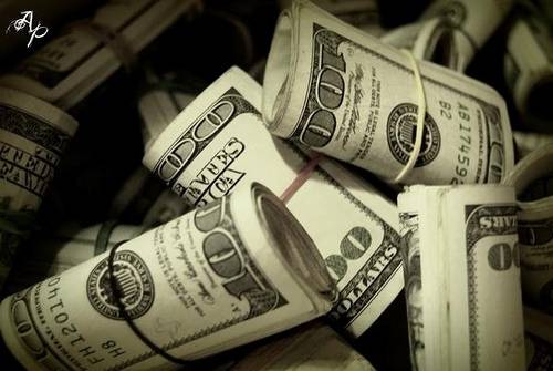 Я предлагаю кредиты на сумму от 1000 евро до более чем 500.000 евро всем нуждающ