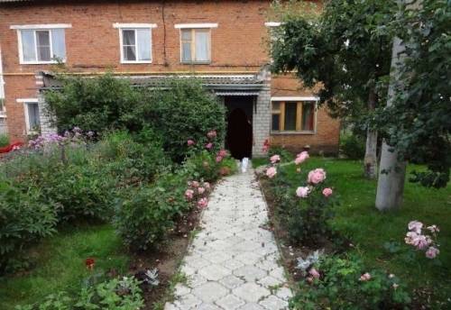Часть дома(на два хозяина)70 м² на участке 6 сот.