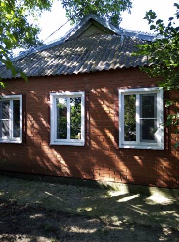 Продаю дом со всеми удобствами.