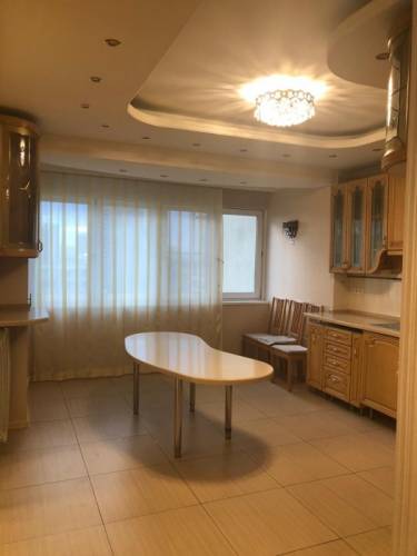 Сдаётся 4-х комнатная квартира площадью 118 м2, Москва, ул. Коштоянца, д. 47/1
