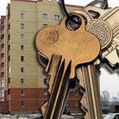 Сдаю гостинку на Кирова 152,с меб и техн,ц.9000р
