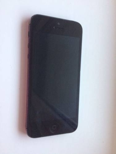 Продам Iphone 5