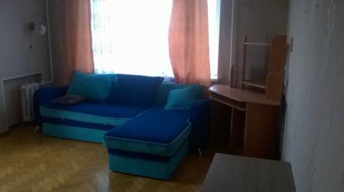 Срочно сдам 2-х комнатную квартиру на длительный срок.