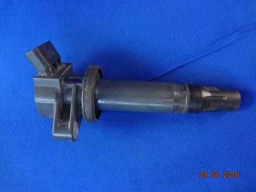    Катушка зажигания Daihatsu Hijet  19500-82030