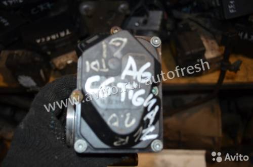Заслонка дроссельная Audi VW ауди 06E133062C