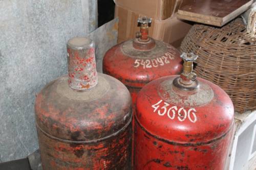 Газовые баллоны пустые
