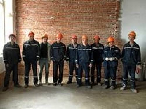 Разнорабочие которые действительно работают...