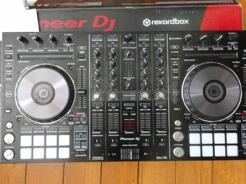 Контроллер для DJ Pioneer DDJ-SX2