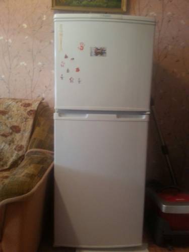 Продам холодильник “Бирюса“.