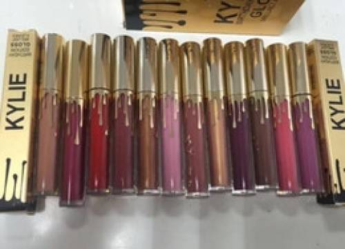 Жидкая матовая помада Kylie Lipstick