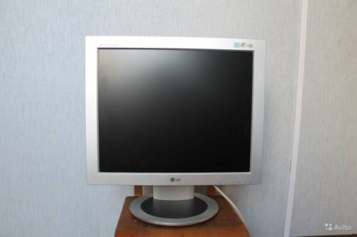 Монитор  LG 