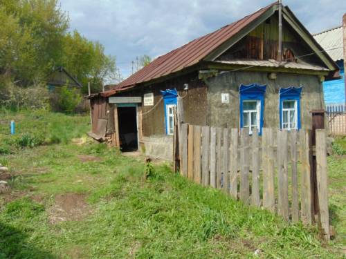 Дача на берегу реки