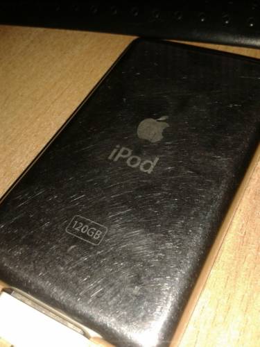 iPod classic 7 поколения 120gb