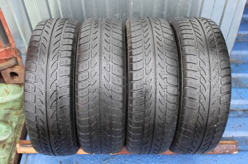 235/45 R17 Hankook Ice Bear W300