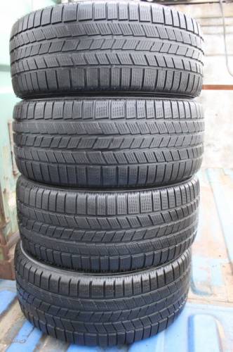 255/40 R19 Pirelli Winter 240 Sottozero 