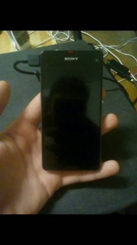Продам Sony z1 compakt