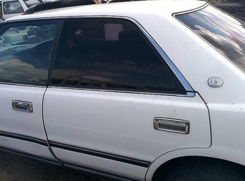  Стекло двери зад. лево на Сrown 131 1G-GZE Toyota Crown