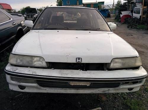 Бампер передний на Honda Civic EF2 D15B